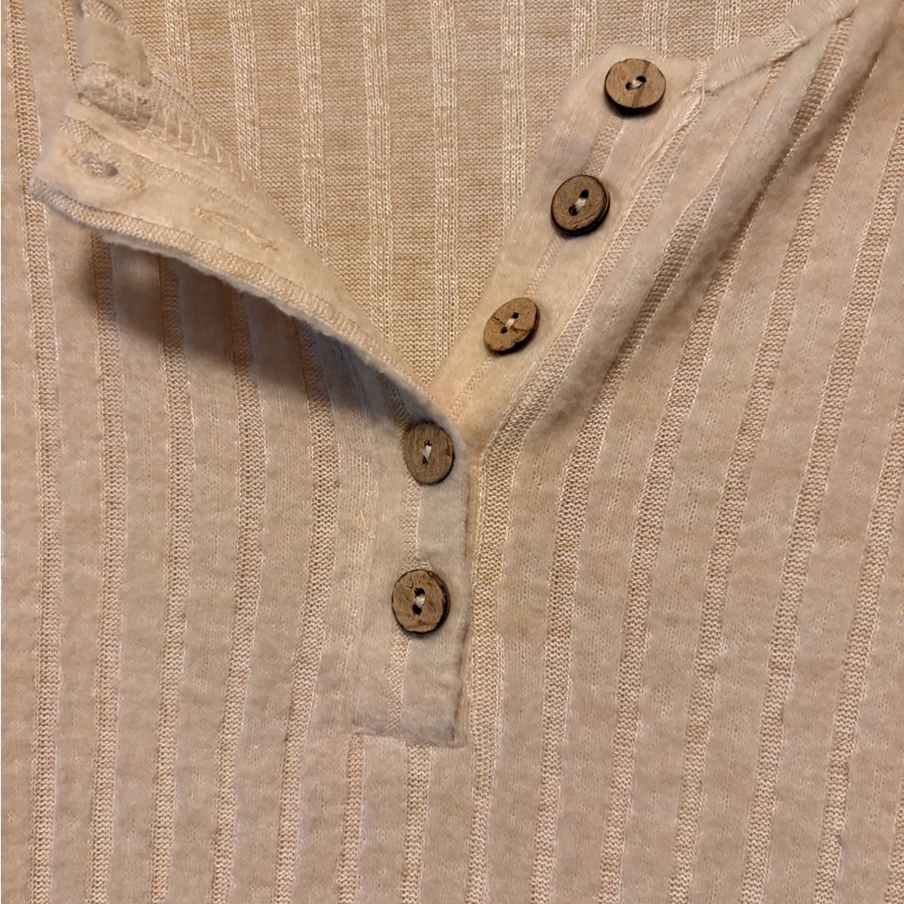 Universal Thread Women's Beige Ribbed Button Down Shirt - Picture 3 of 5